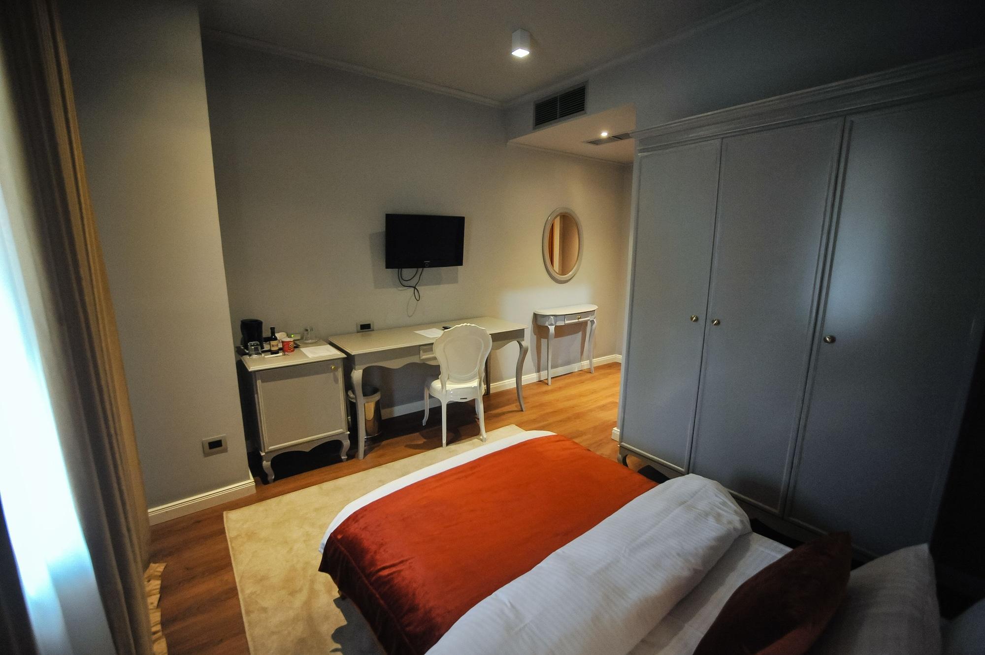 Classic Hotel Tirana Exterior foto
