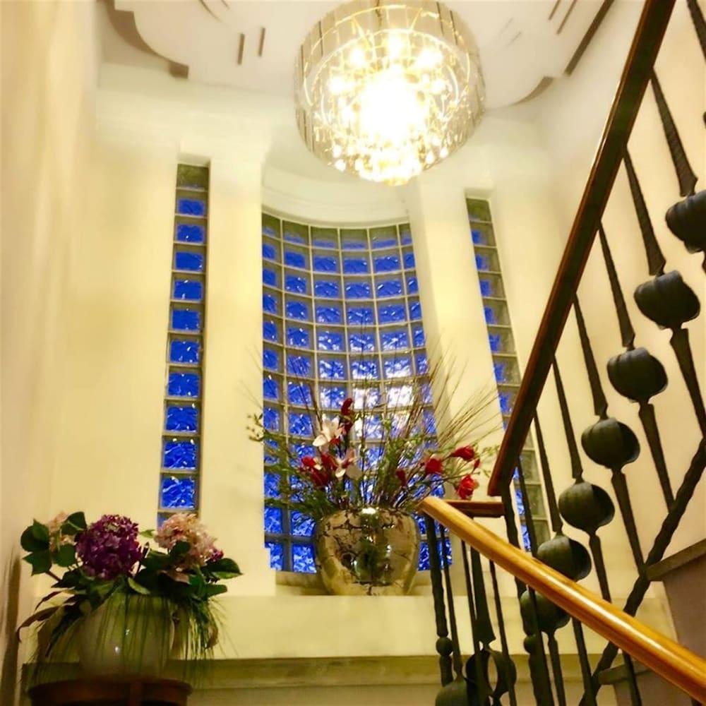Classic Hotel Tirana Exterior foto
