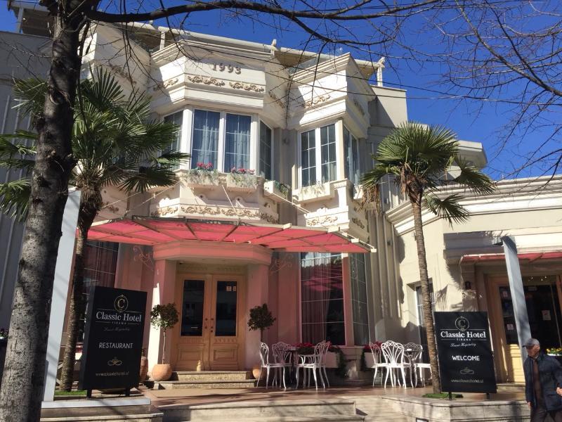 Classic Hotel Tirana Exterior foto